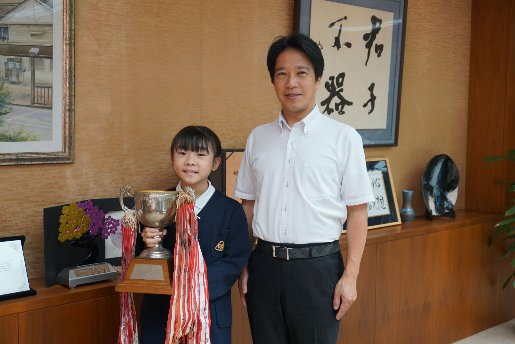 「令和7年度全国吟詠コンクール」出場にかかる市長表敬訪問