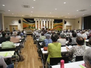 昨年の川柳大会の様子2