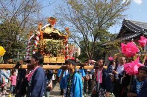 秋祭りの様子