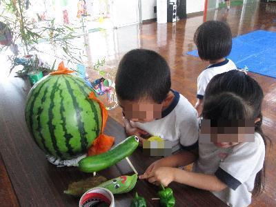 可愛いお供え物だね