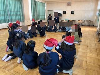 ゲームを楽しむ2年生