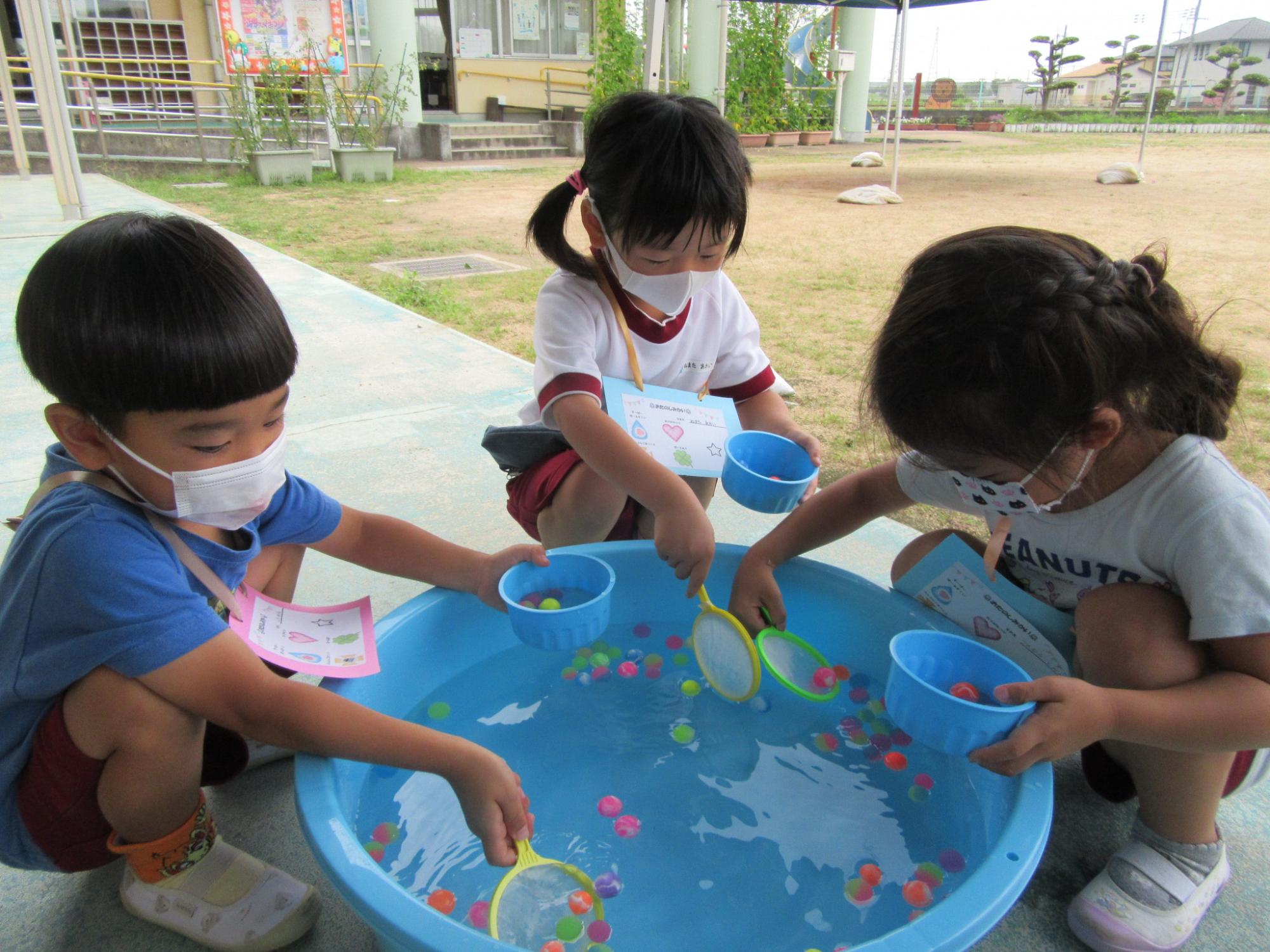 スーパーボールすくい