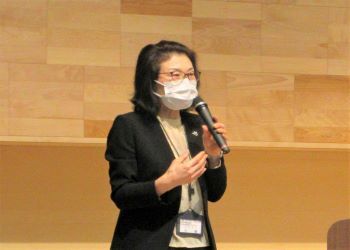 講師の小林美香氏