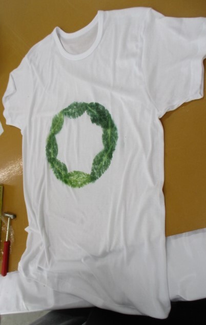 たたき染めTシャツ