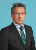 加古川維新の会所属で議席番号17の落合誠の写真