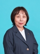 無会派で議席番号2の吉田久美子の写真