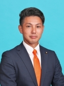 無会派で議席番号12の山下聖の写真