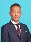無会派で議席番号16の柘植厚人の写真