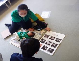 「赤ちゃん先生」の講師料に交換