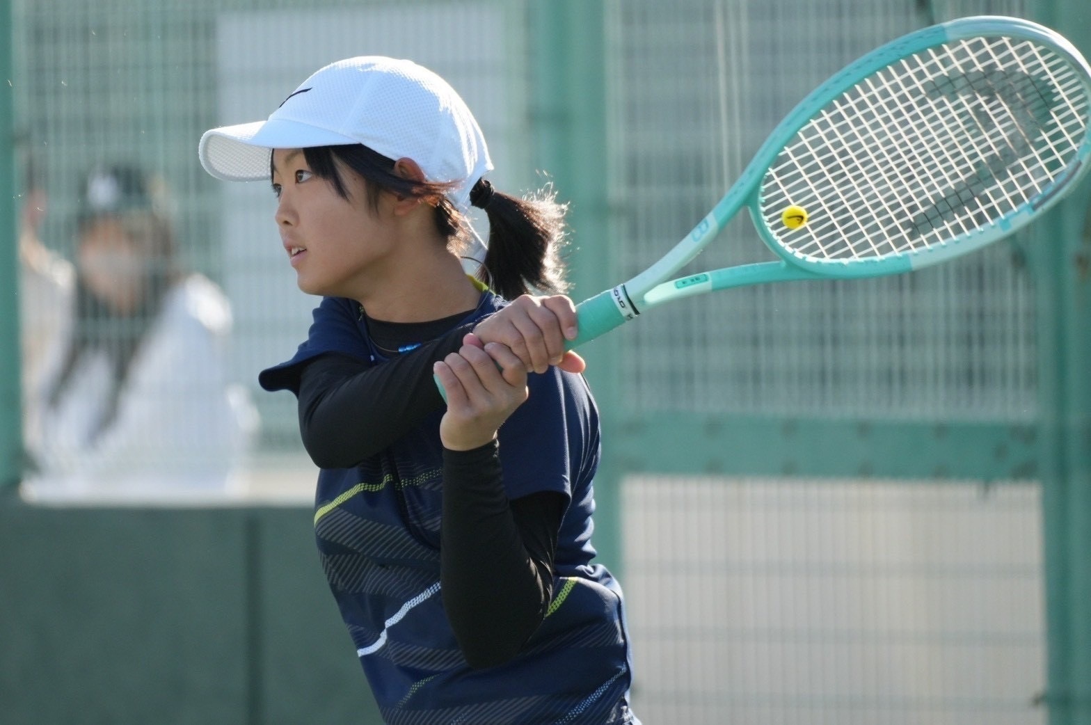 ITF岐阜国際ジュニアテニストーナメント2025でプレーする塩見さん