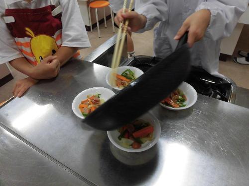 調理実習の写真