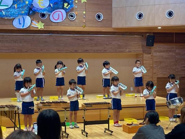 鍵盤ハーモニカ奏「ドレミの歌」