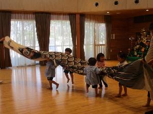 こいのぼりさん待て待て