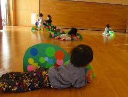 りす組　たまごのあかちゃん　劇中のかくれんぼ