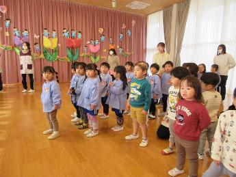 歌で気持ちを伝える0・1歳児2歳児3歳児