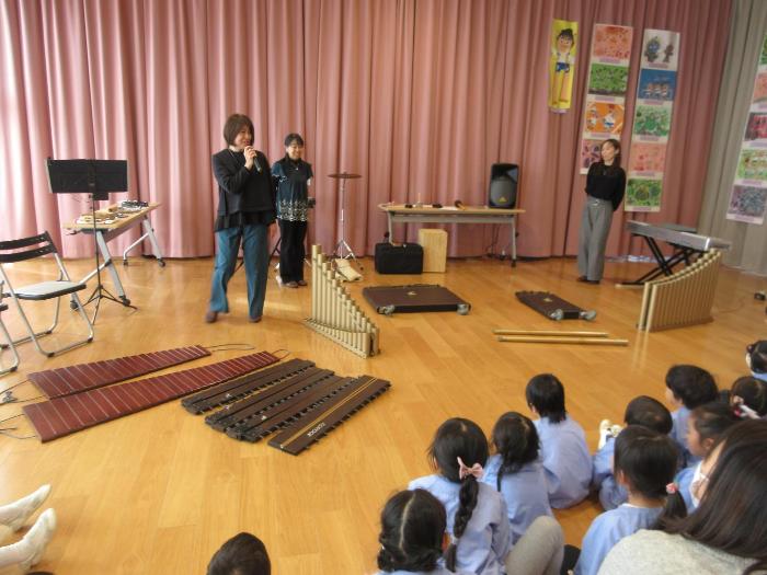 マリンバの解体の様子