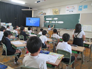 3年生の人権参観授業の様子。