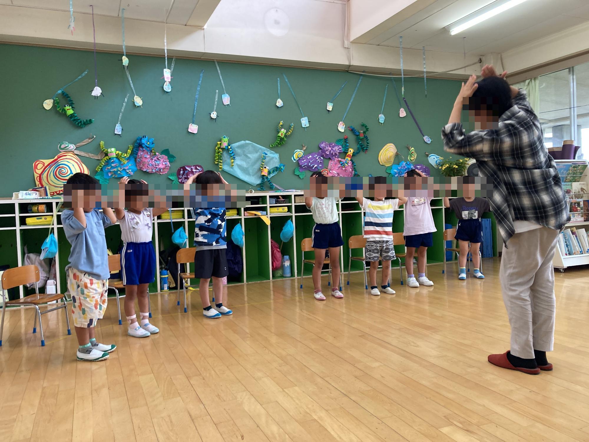 ALTをする5歳児