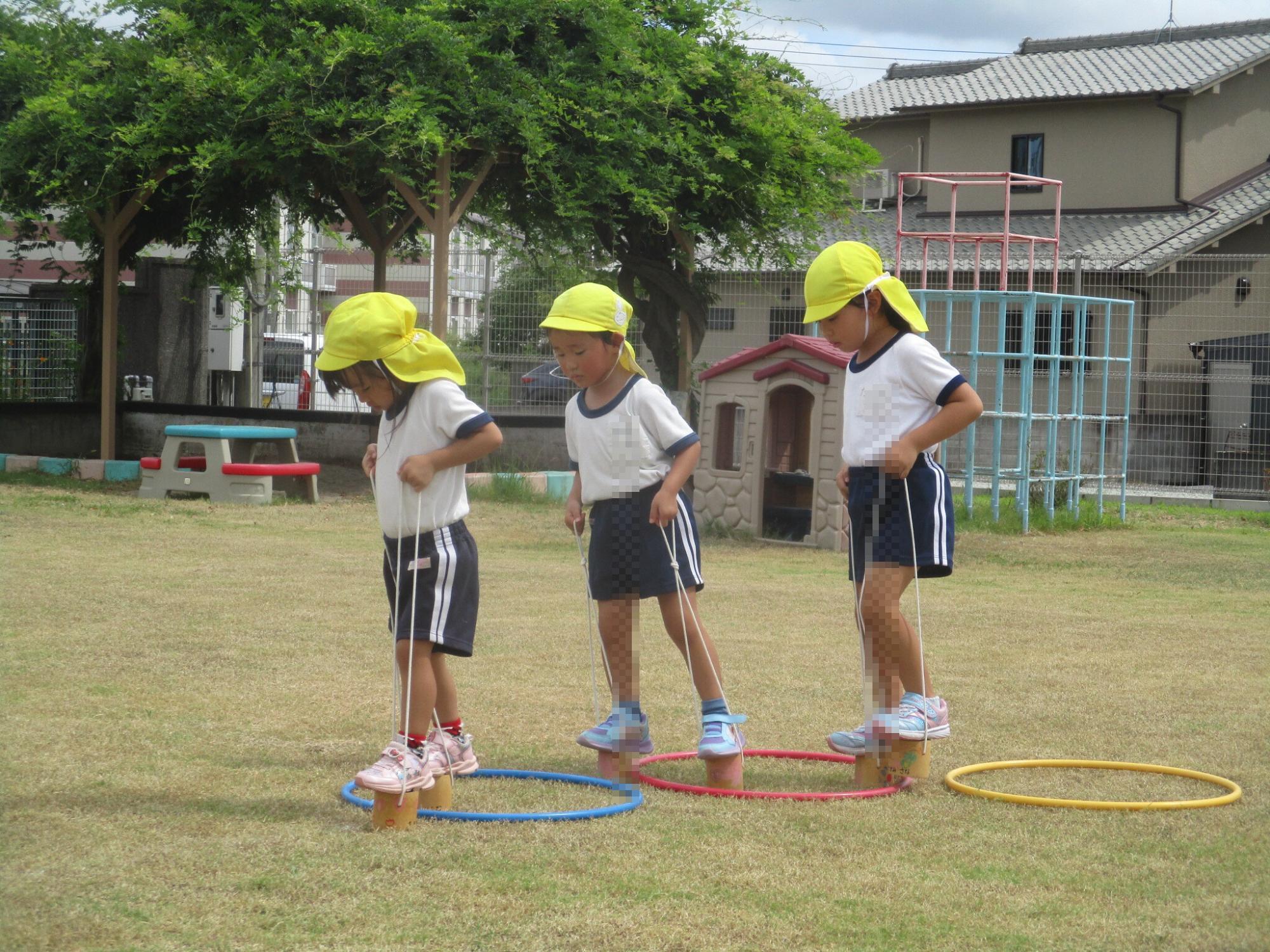 4歳児がパカポコにチャレンジしている