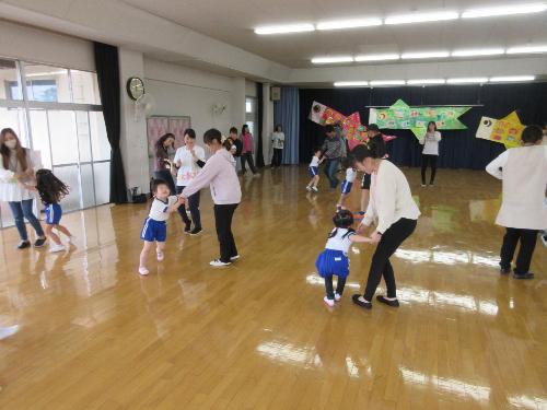 親子で体操