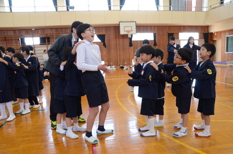 6年生とじゃんけん列車