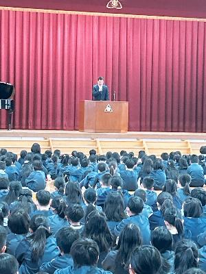 始業式の様子