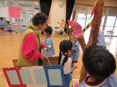 ゆうあい広場のみなさんと遊んでいます