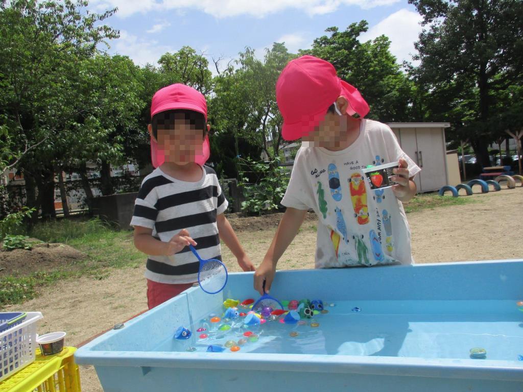 水遊び
