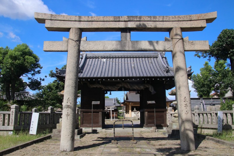 崎宮神社の鳥居