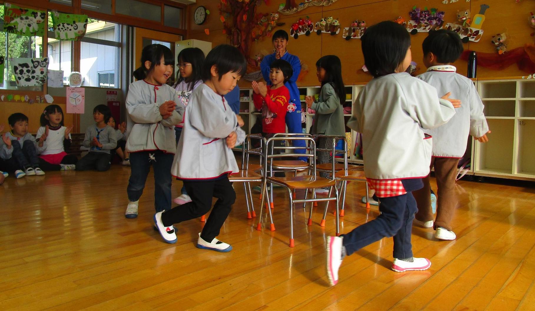 トライやると椅子取りゲーム