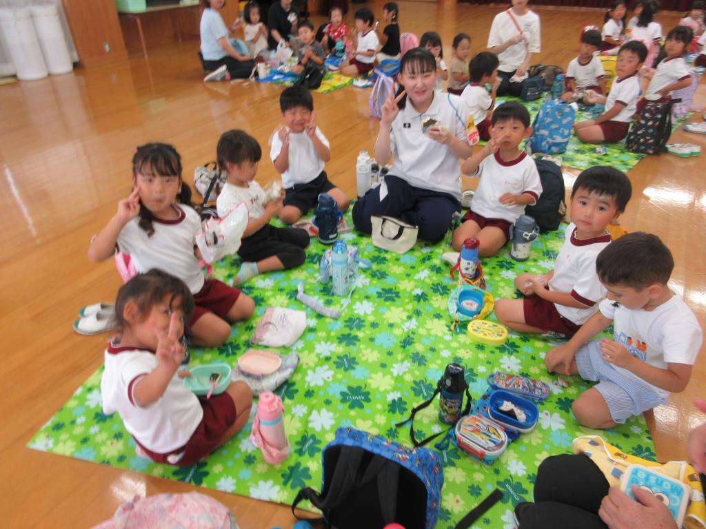 遠足ごっこ　お弁当