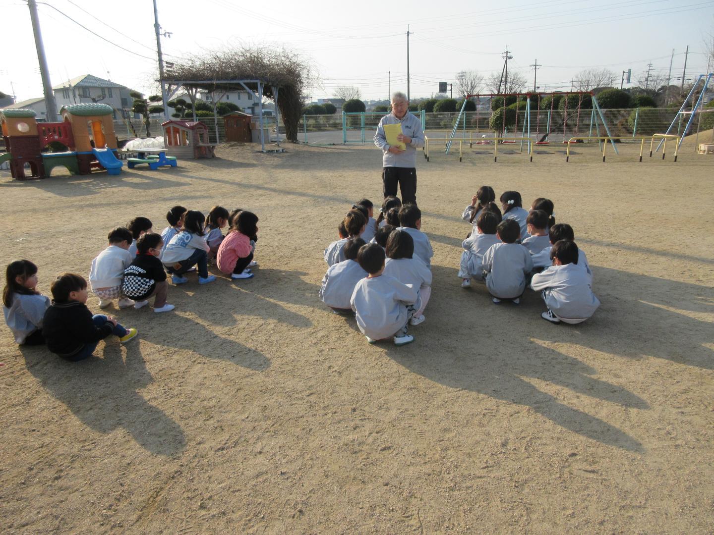 避難訓練　園長先生お話