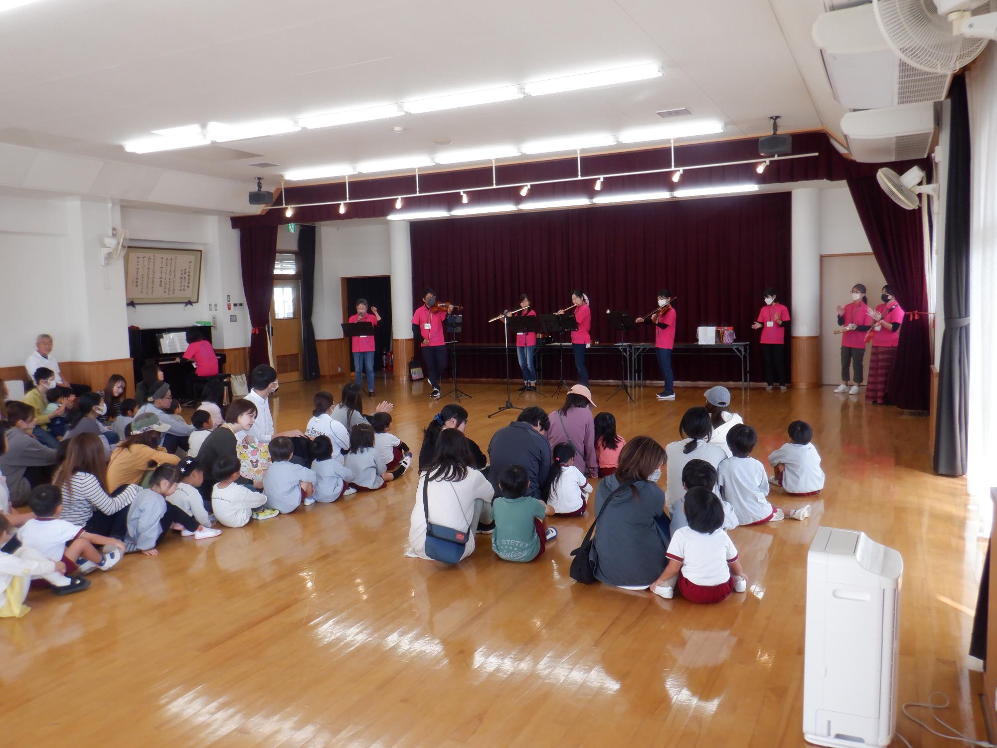 家庭教育大学全体
