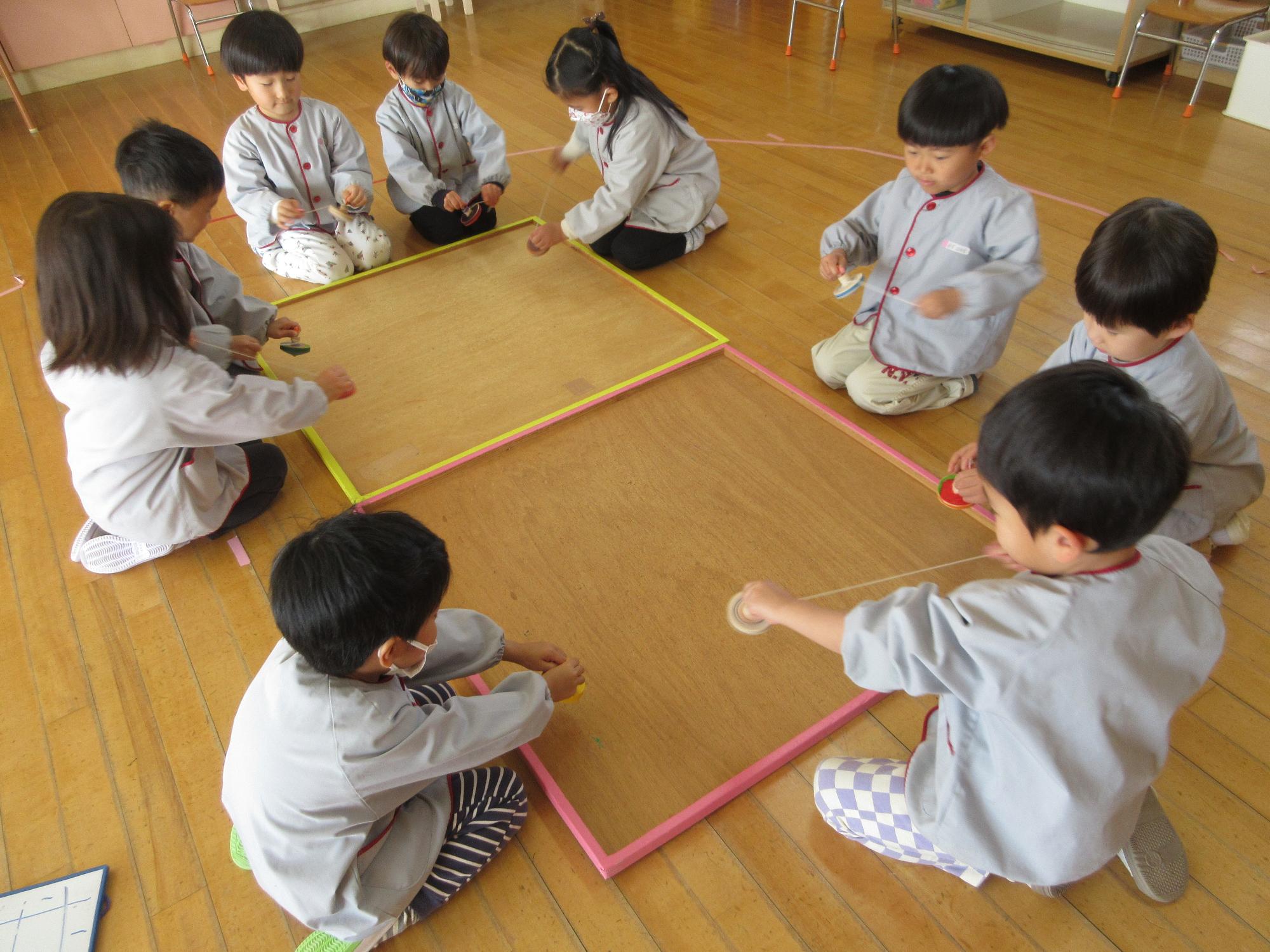 こま回し大会年中
