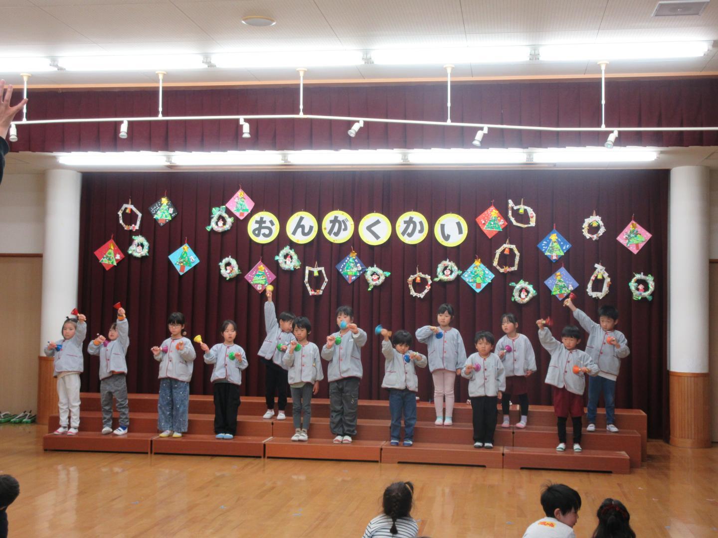 ハンドベル　5歳児