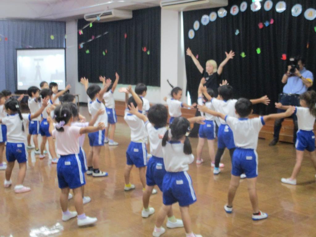 ダンスたのしい