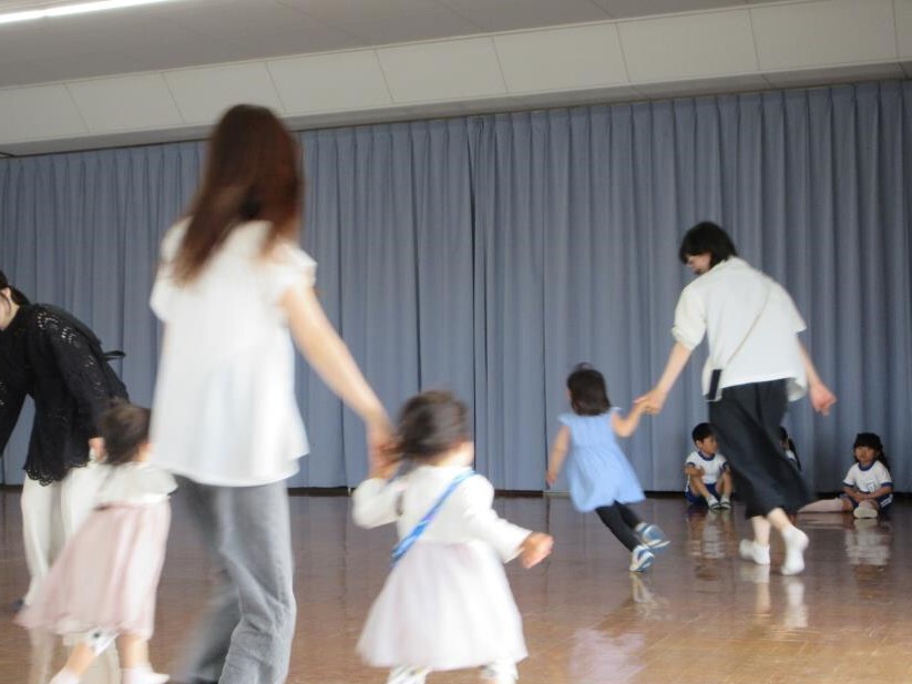 おうちの人と一緒に走るよ！