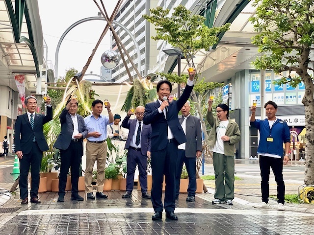 オープニングの様子