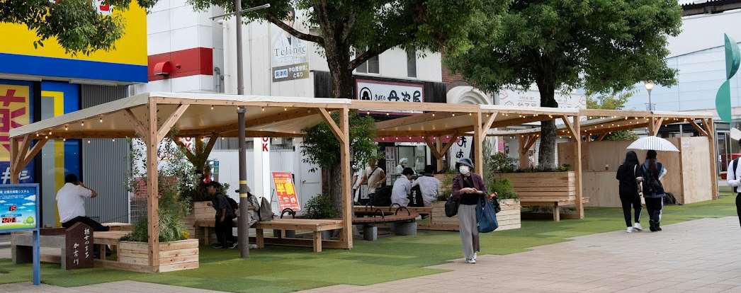 駅前設置物