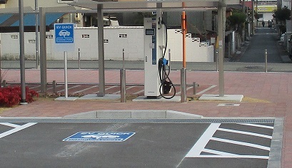 急速充電ステーション全景