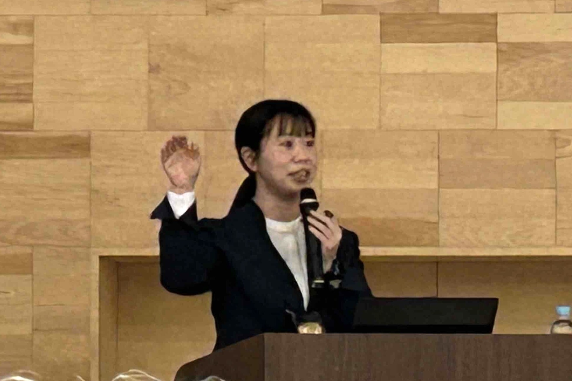 講師の高橋明日香氏