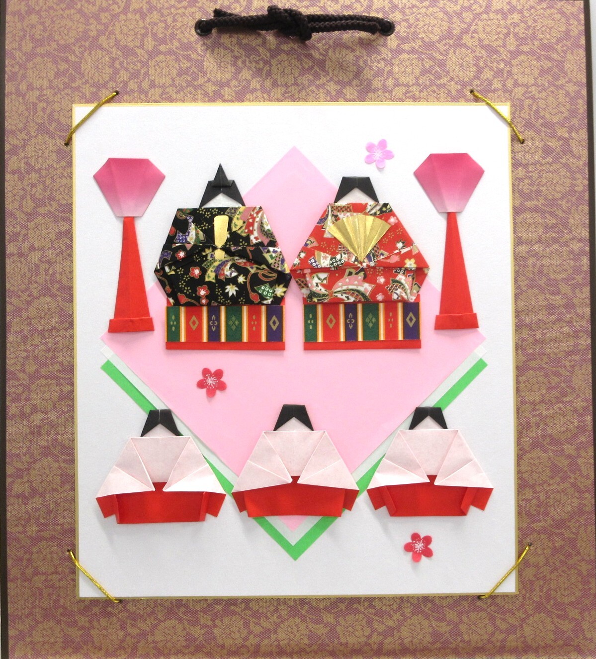 折り紙で作った雛飾り