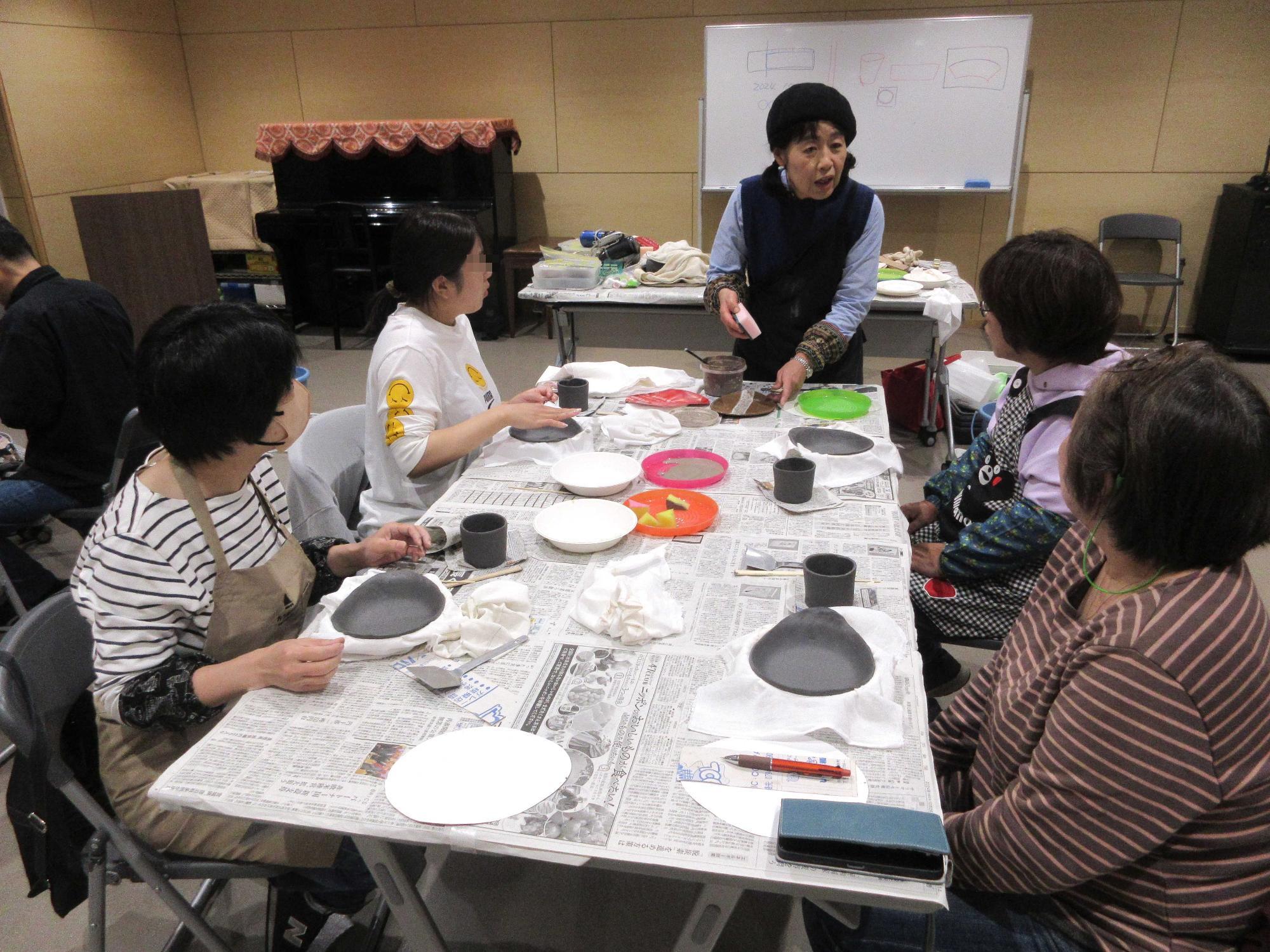 陶芸講座の様子