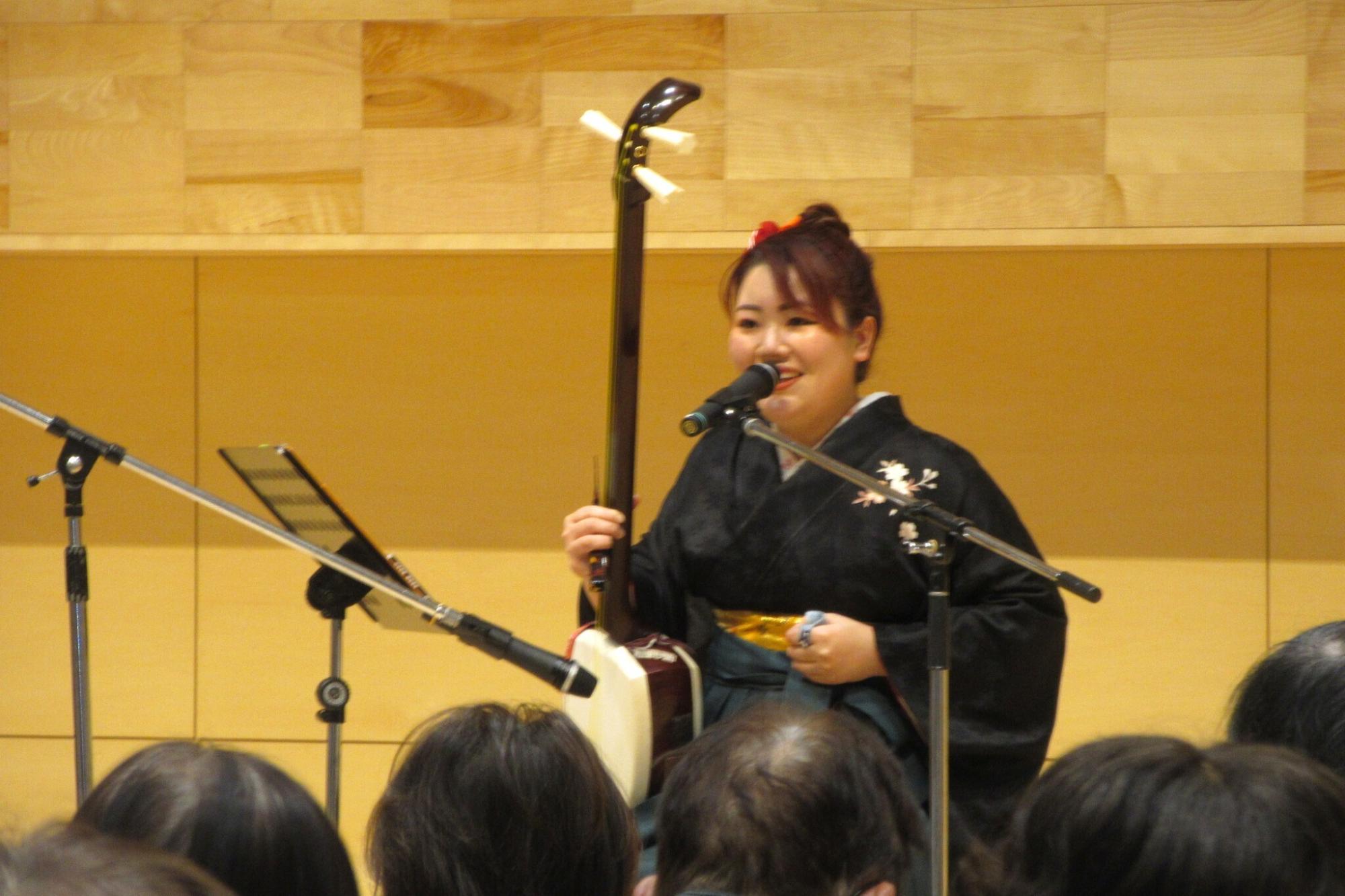 講師の岡部祐希氏