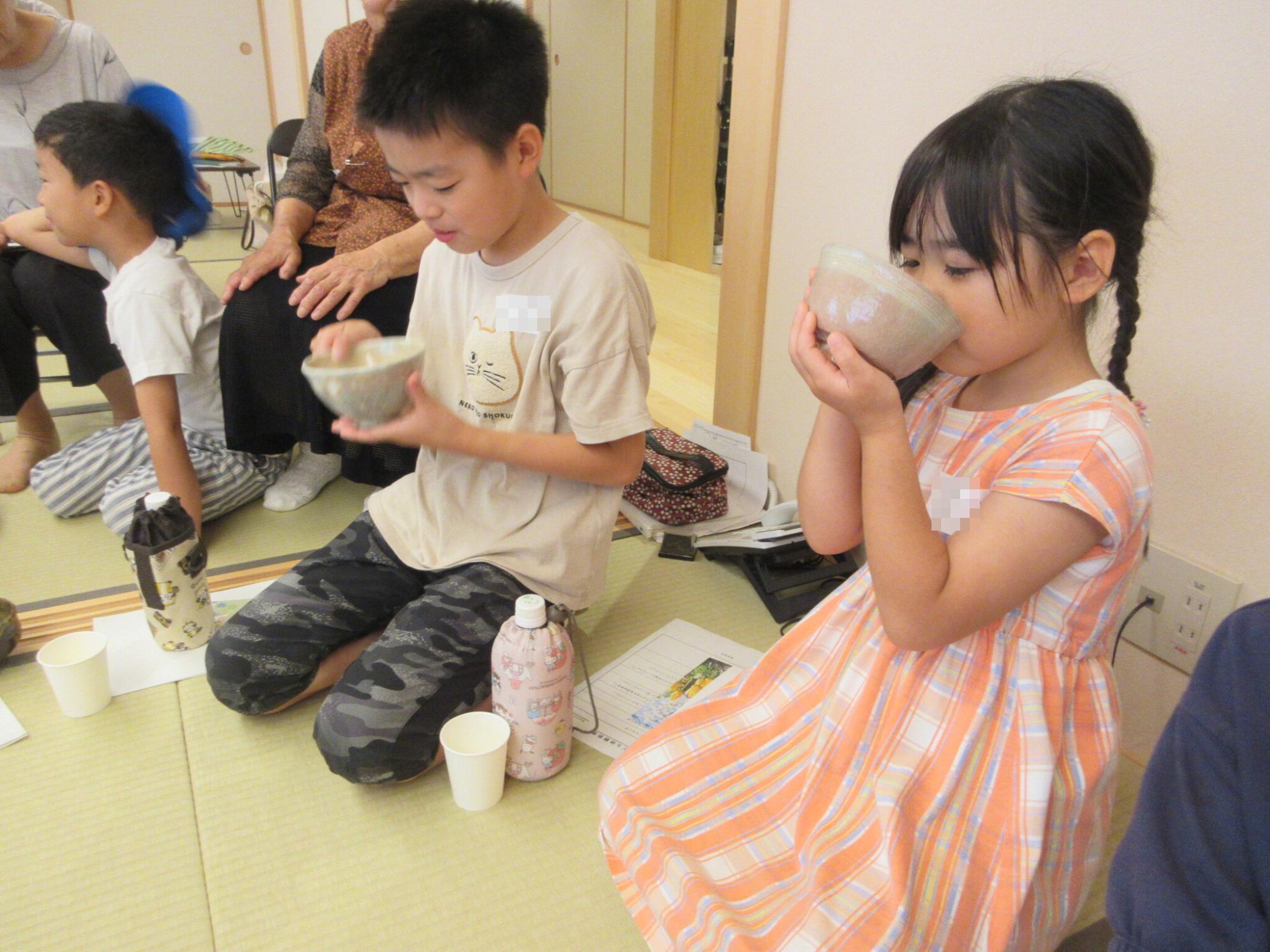 夏休み子ども体験教室の様子