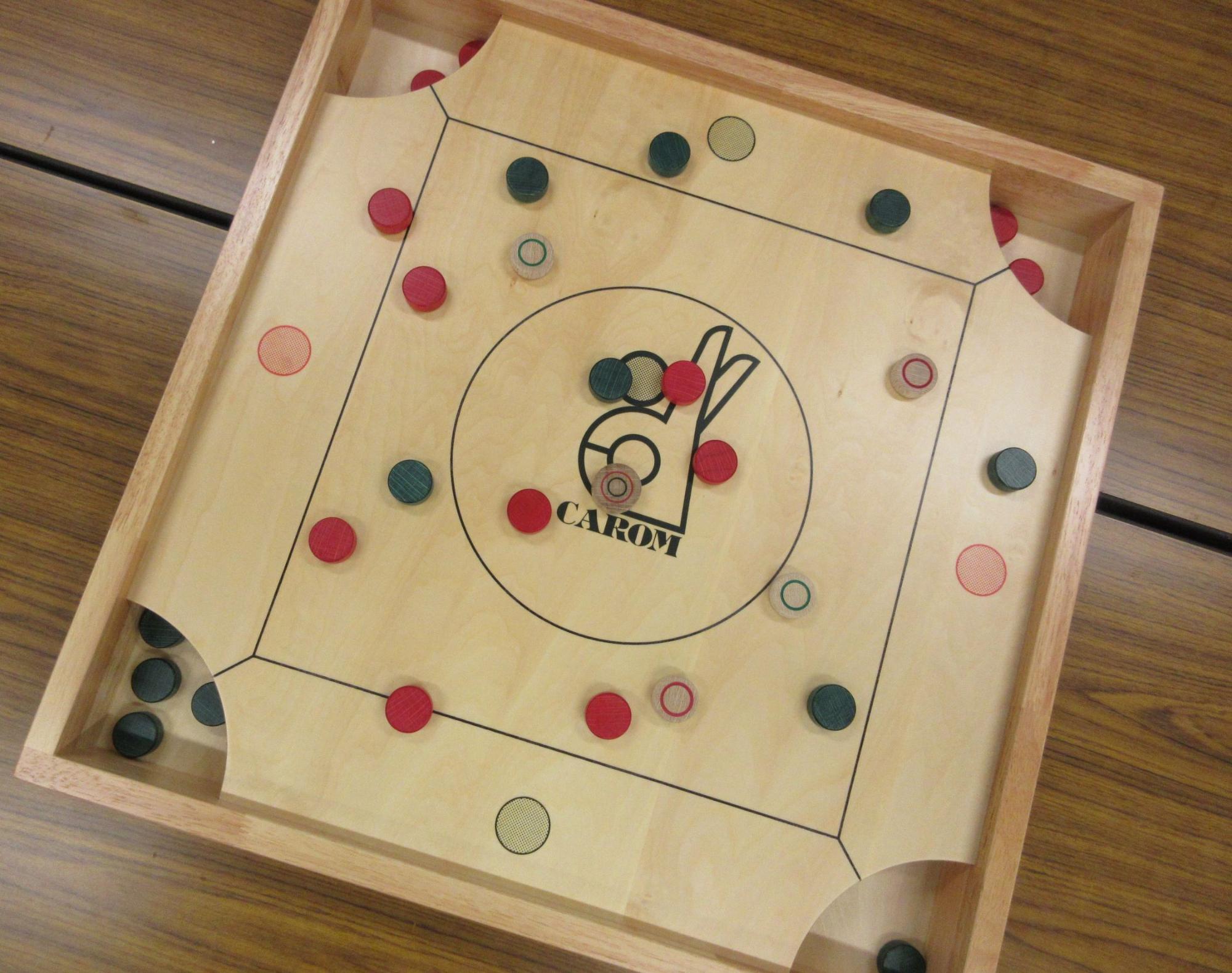 ボードゲームのカロム