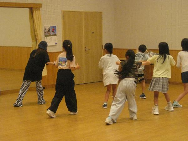 小学生のダンス