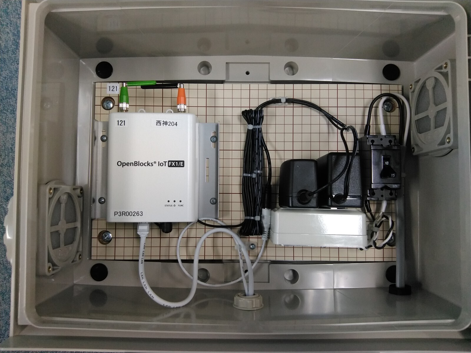 見守りカメラ（リプレイス後）内部写真