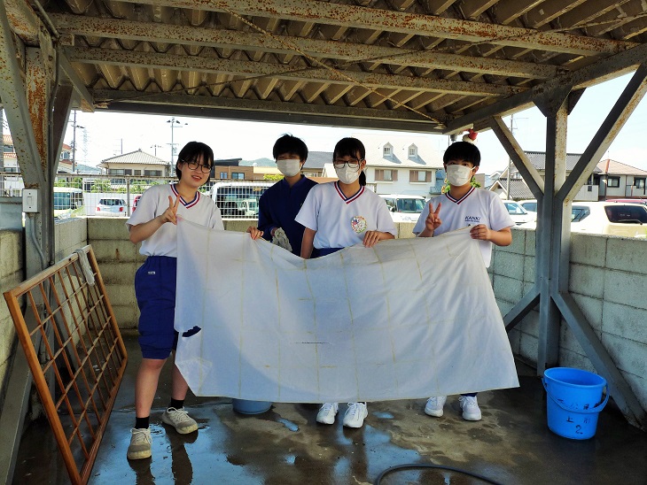 障子はがし作業