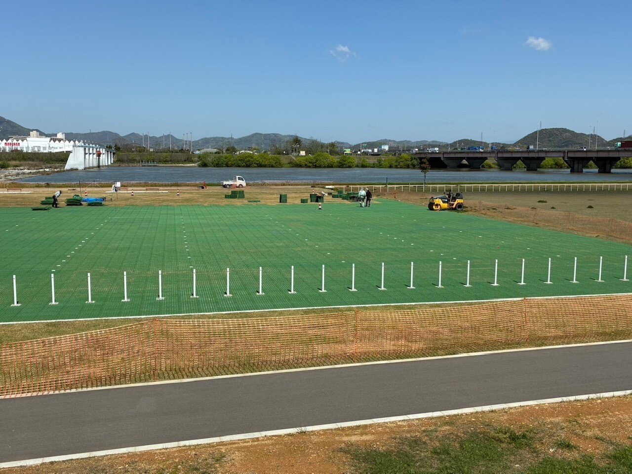 河川敷整備の様子2
